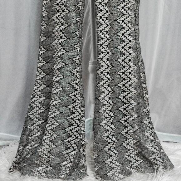 Silver and black Chevron Flare Pants - Picture 4 of 7